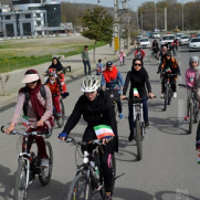 درخواست ایجاد امکان استفاده دوچرخه‌سواران از وسایل حمل و نقل عمومی