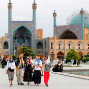 درخواست از سرگیری صدور ویزای توریستی ایران