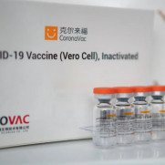 درخواست خرید واکسن سینوواک چین برای کودکان بالای شش ماه