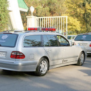 درخواست انتقال پارکینگ خودروهای حمل جنازه از چهارراه ولی عصر به مکانی مناسب