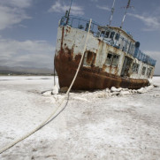 درخواست احیای هرچه سریعتر دریاچه ارومیه و جلوگیری از بروز یک فاجعه زیست محیطی