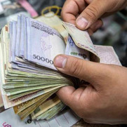 الزام دولت به افزایش ضریب حقوقی کارکنان دولت متناسب با نرخ تورم سالیانه