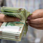 درخواست افزایش حقوق کارکنان اداره بهزیستی استان قزوین