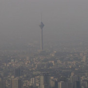 درخواست توقف تعطیلی مدارس به دلیل آلودگی هوا