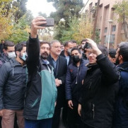 تقدیر و حمایت از مواضع انقلابی دکتر زاکانی