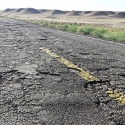 درخواست بازسازی جاده‌های خراب استان خوزستان علی‌الخصوص جاده‌های روستایی