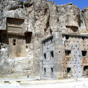 درخواست جلوگیری از تخریب و تعرض به میراث فرهنگی ایران