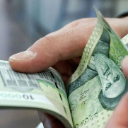 درخواست بازنگری در نظام پرداخت عیدی فرهنگیان برای تحقق عدالت پرداخت