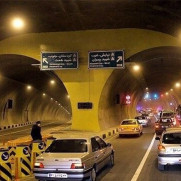 درخواست مقابله با تردد غیرمجاز خودروها در مسیر اضطرار تونل نیایش و پل صدر