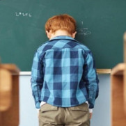 درخواست حمایت از کادر مدارس کم‌برخوردار