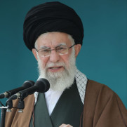 درخواست تشییع امام شهید در تبریز