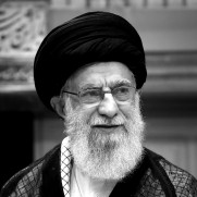 درخواست انتشار وصیت‌نامه امام شهید انقلاب