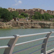 اعتراض به کمبود آب آشامیدنی در شهر طرقرود استان اصفهان