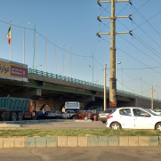 درخواست نصب چراغ راهنمایی یا افزایش ورودی‌ها برای رفع ترافیک سنگین زیر پل سیدی کرمان