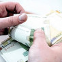 درخواست تصویب قانون جریمه کارفرمایان در صورت تأخیر در پرداخت حقوق