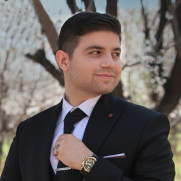 سید احسان خسروی - مدیر و متخصص سئو